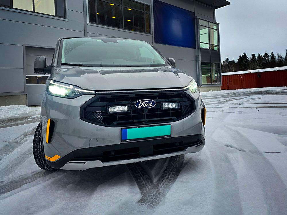 LAZER LAMPS FORD TRANSIT CUSTOM TRAIL (2024+) GRILLE KIT