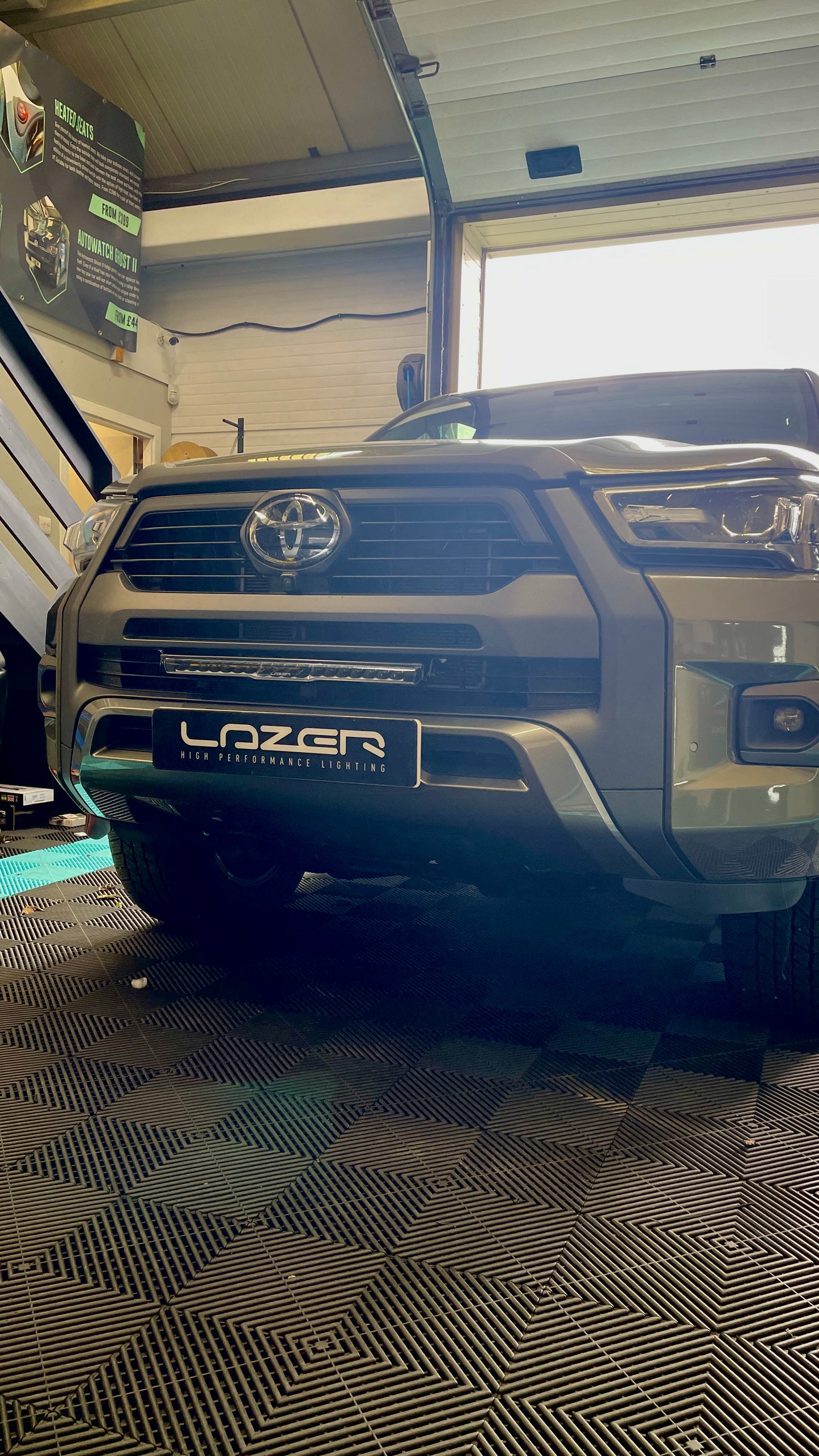 LAZER LAMPS GLIDE HILUX INVINCIBLE-X GRILLE KIT