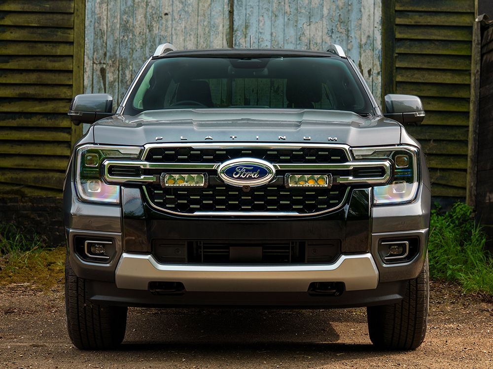 LAZER LAMPS FORD RANGER PLATINUM (2023+) GRILLE KIT