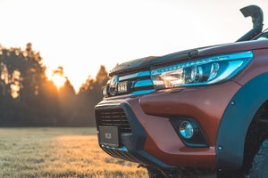 LAZER LAMPS TOYOTA HILUX (2017+) GRILLE KIT