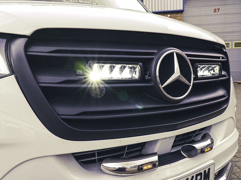 LAZER LAMPS MERCEDES SPRINTER (2018+) GRILLE KIT