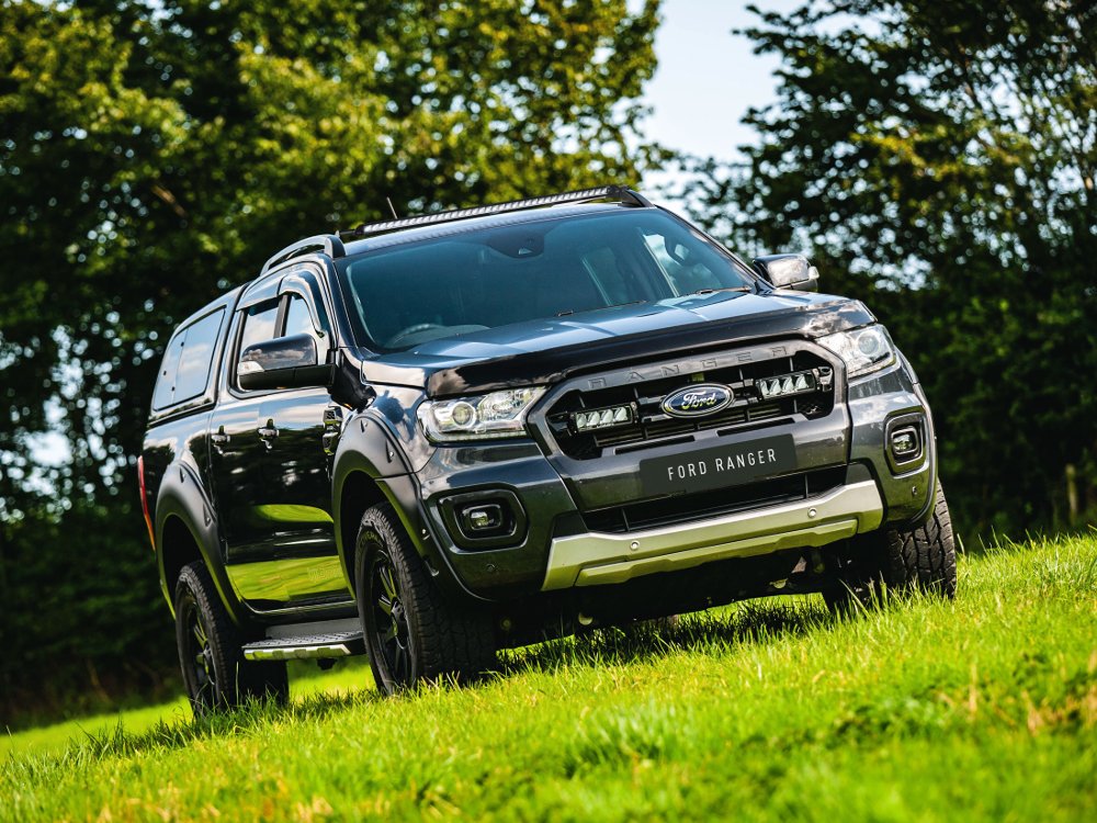 PLUG & PLAY LAZER LAMPS FORD RANGER (2019+) GRILLE KIT